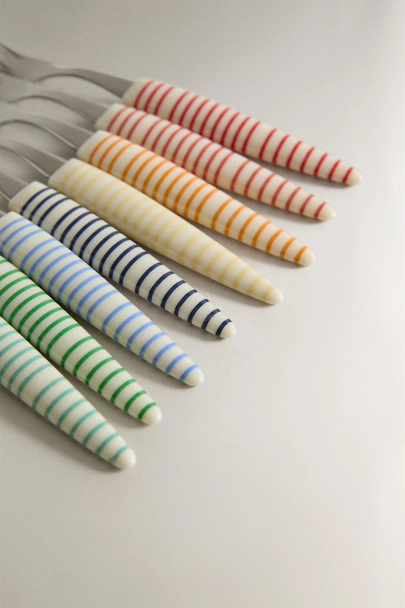 STRIPED APPETIZER PICKS (PACK OF 8)