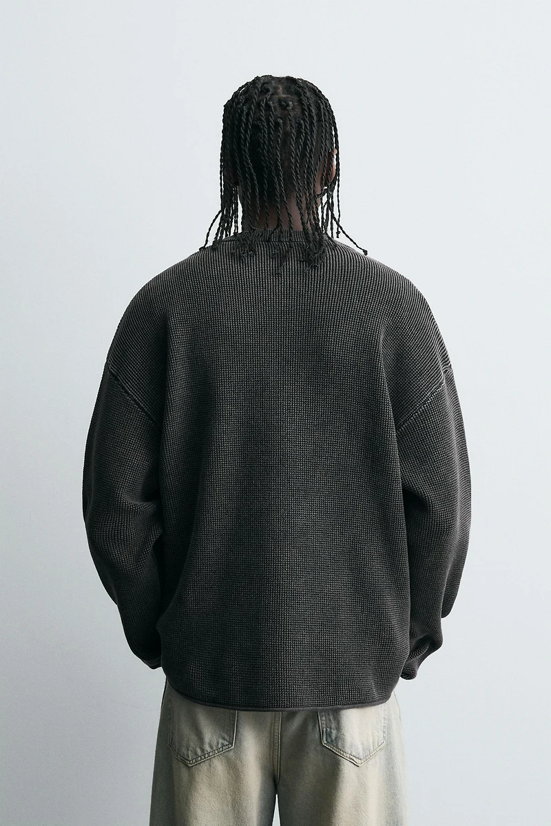 WAFFLE TEXTURED SWEATER