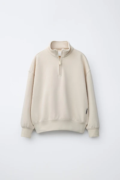 BASIC LABEL SWEATSHIRT