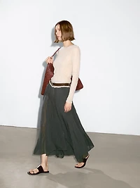 Long flowing skirt with ruffles