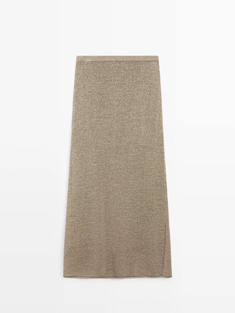 Total look flared knit skirt