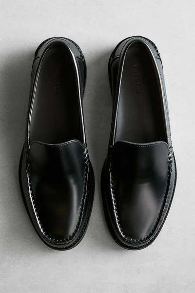 Leather loafers with glossy finish