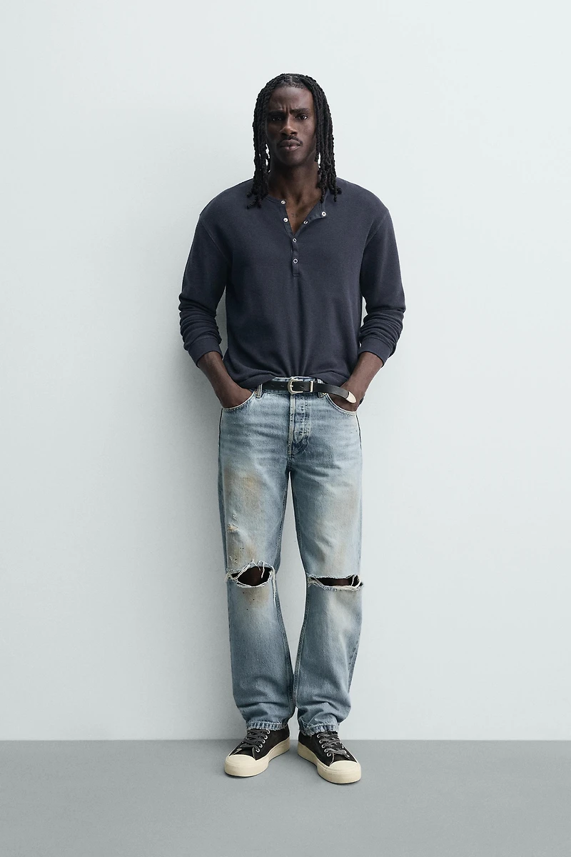 REGULAR FIT VINTAGE RIPPED JEANS