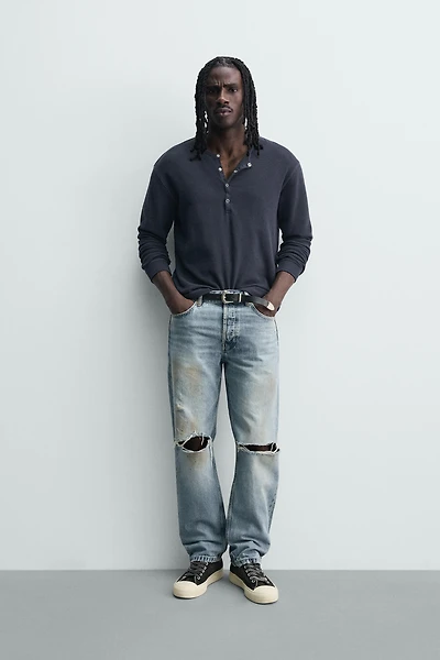 REGULAR FIT VINTAGE RIPPED JEANS