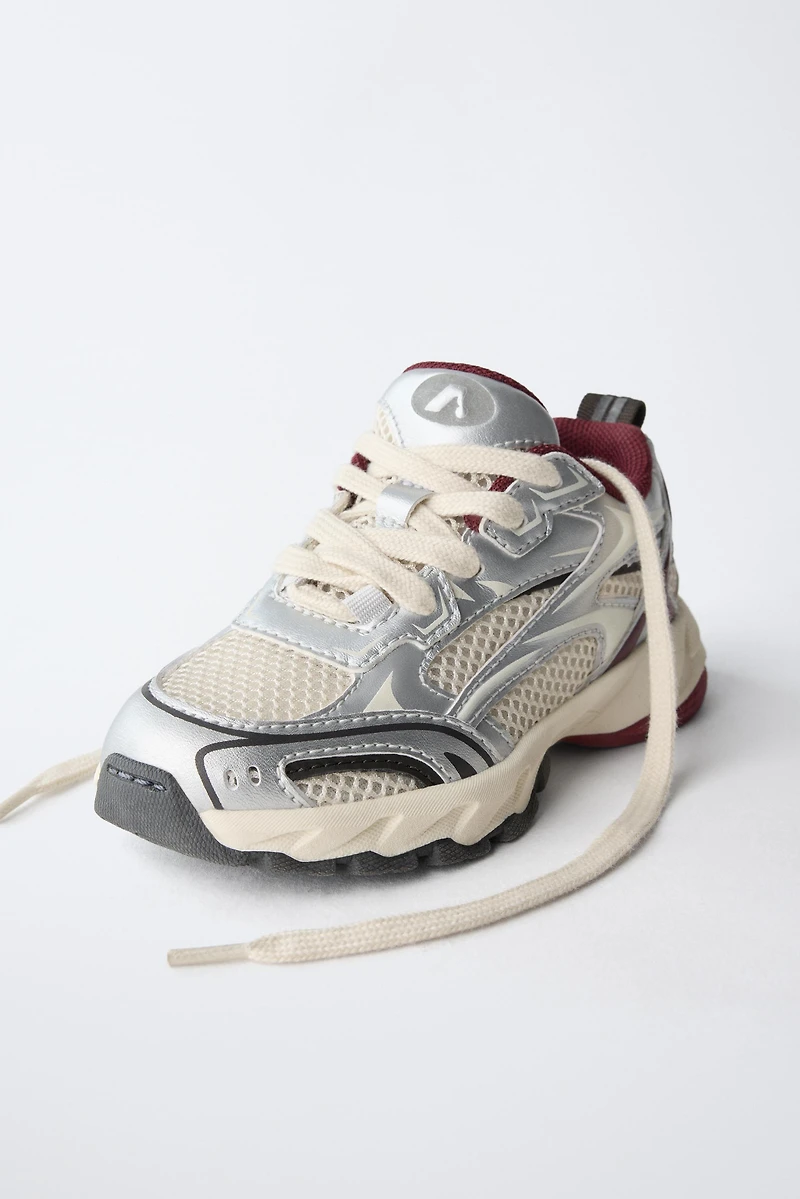 METALLIC ATHLETIC SNEAKERS