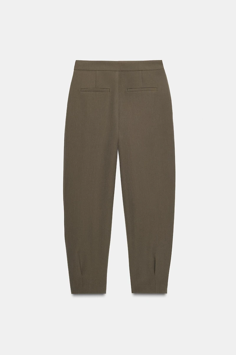 PANTALON CAROTTE À PLIS