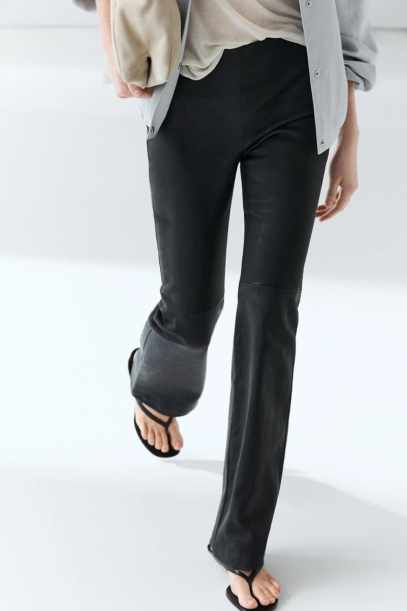 Nappa leather flare fit leggings