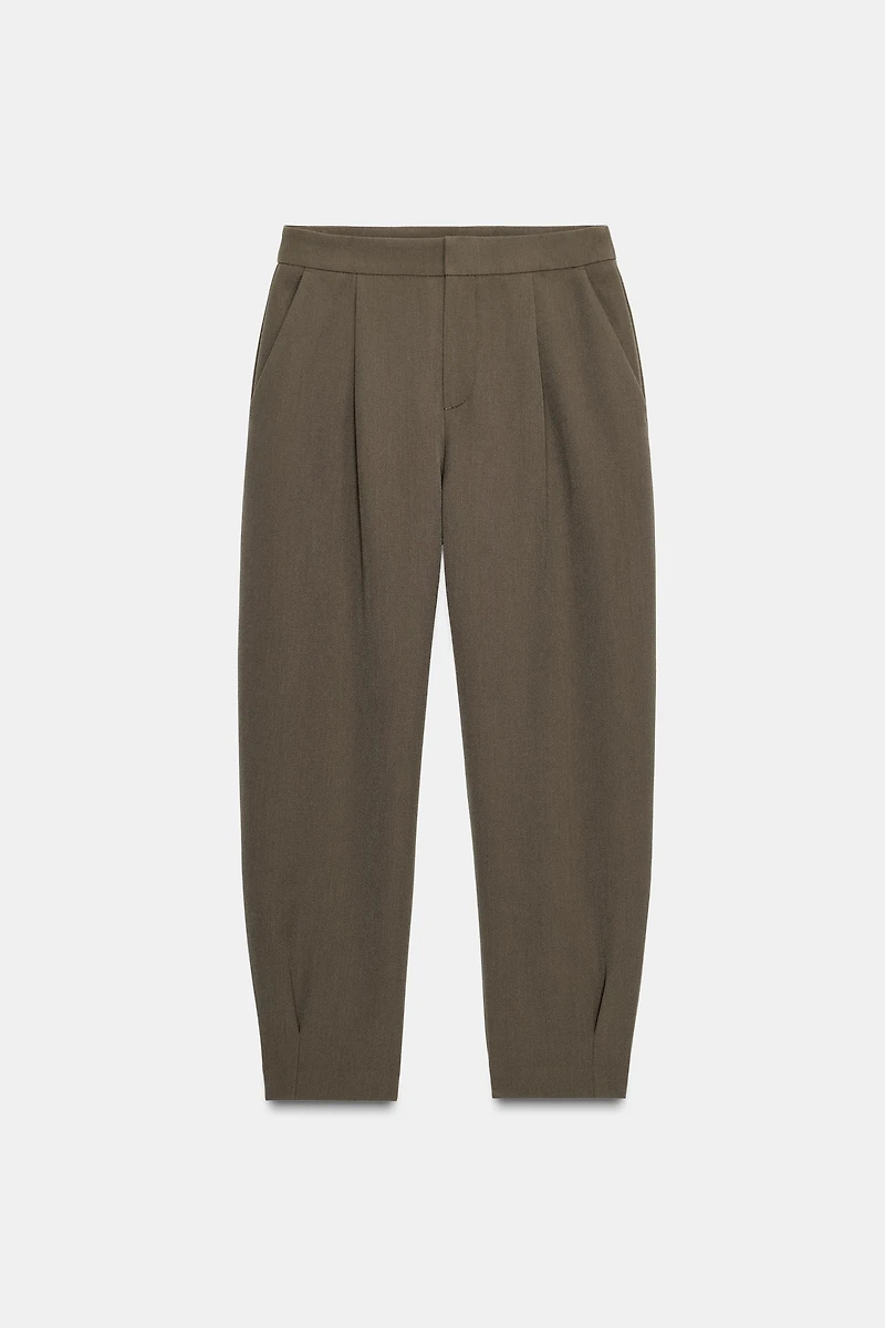 PANTALON CAROTTE À PLIS