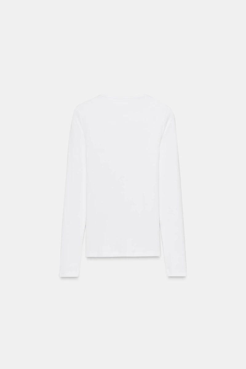 RIBBED BUTTON T-SHIRT