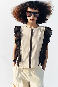 RUFFLED STRIPED BLOUSE