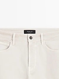 Tapered fit jeans
