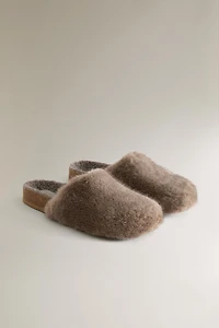 FAUX FUR MULE CLOG SLIPPERS