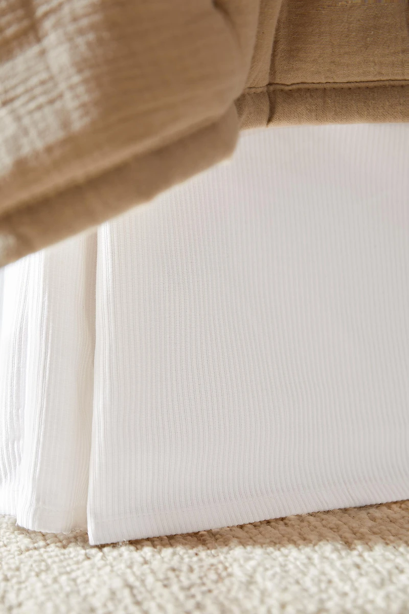 RIBBED BEDSKIRT