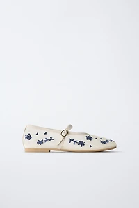 EMBROIDERED BALLET FLATS