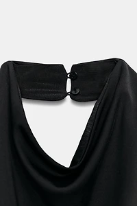 FLOWY DRAPED TOP