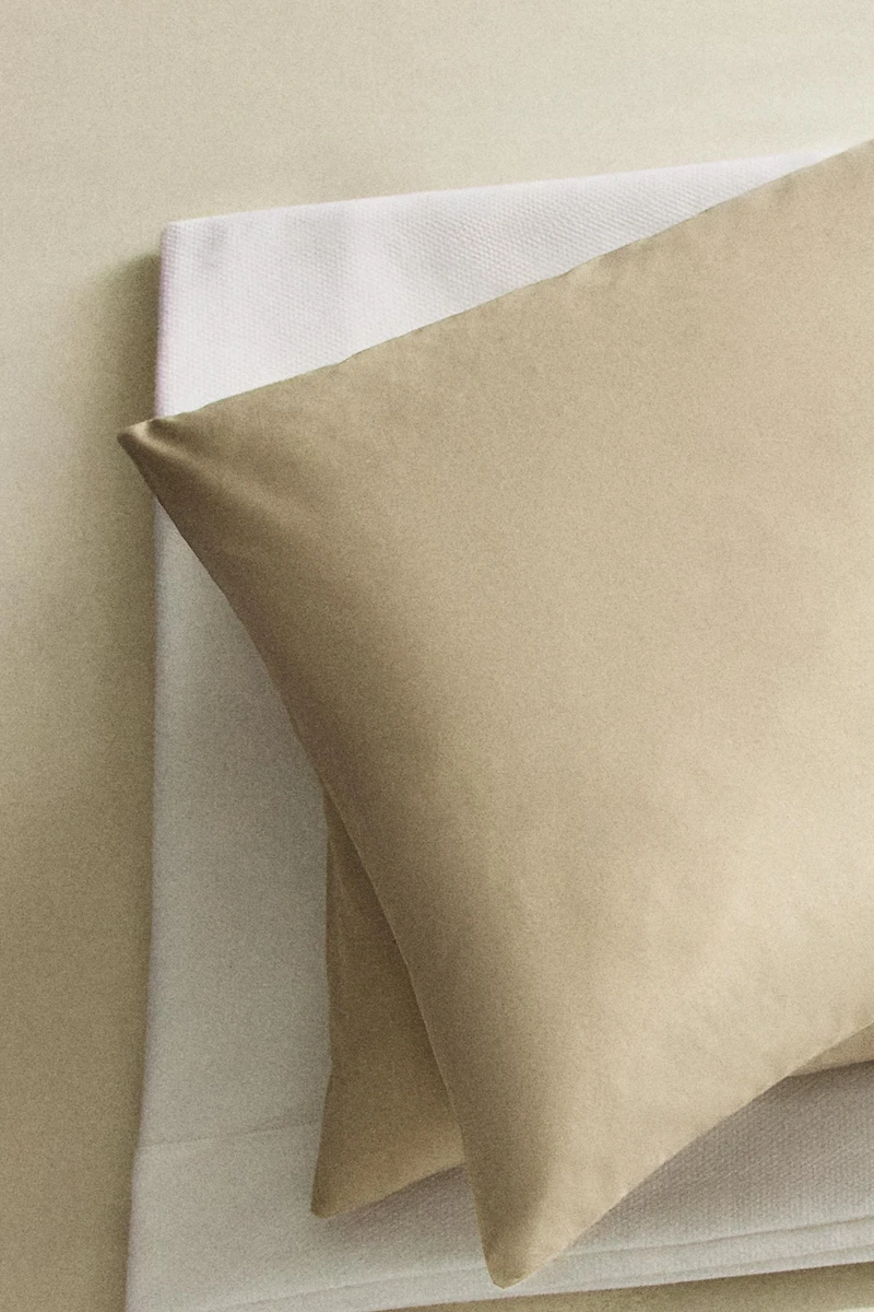 TAIE D’OREILLER PERCALE DE COTON (200 FILS