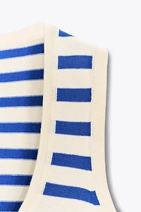 STRIPED KNIT TOP