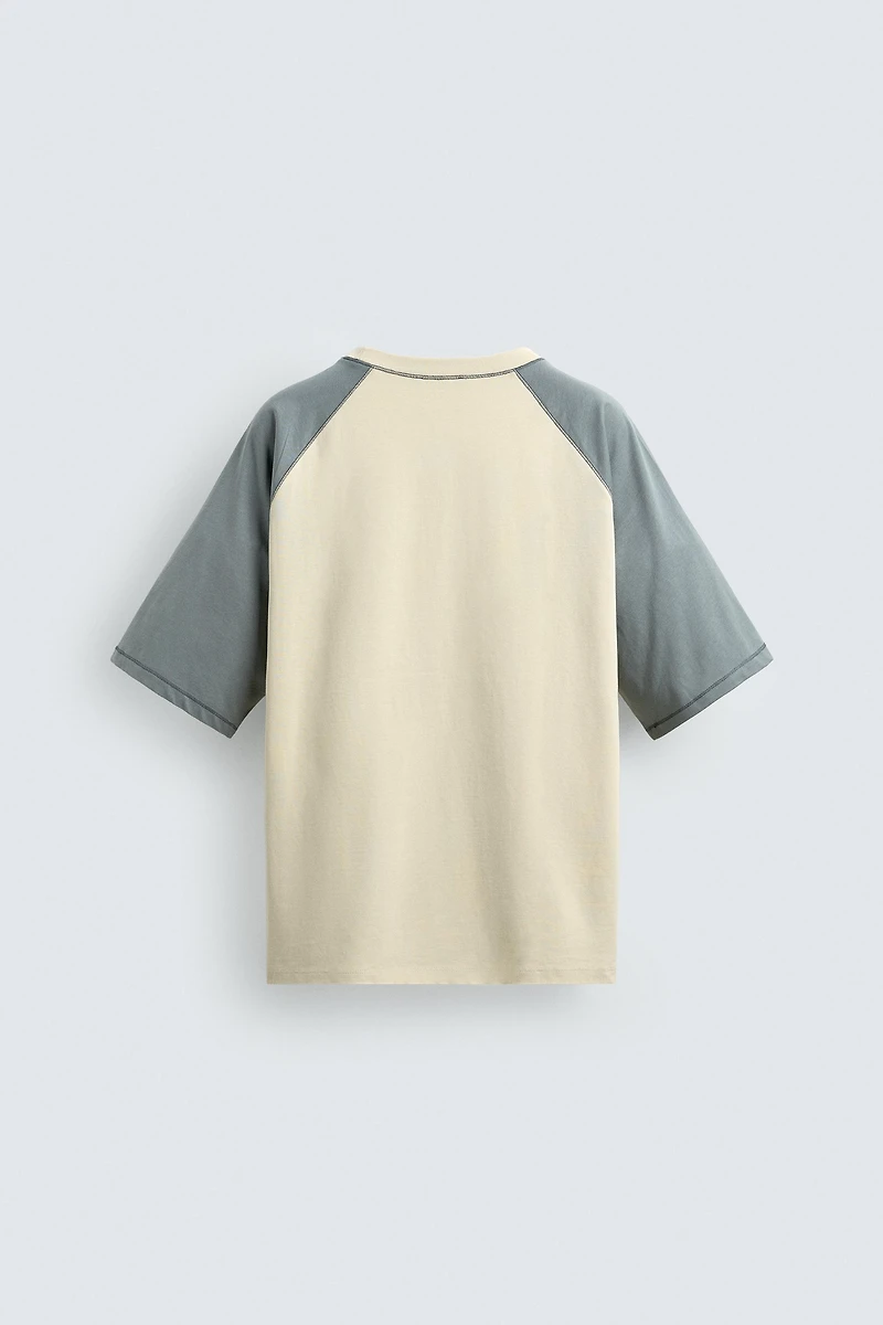 T-SHIRT COLOR BLOCK À PIÈCE BIMATIÈRE