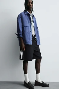 CONTRAST STRIPE SHORTS