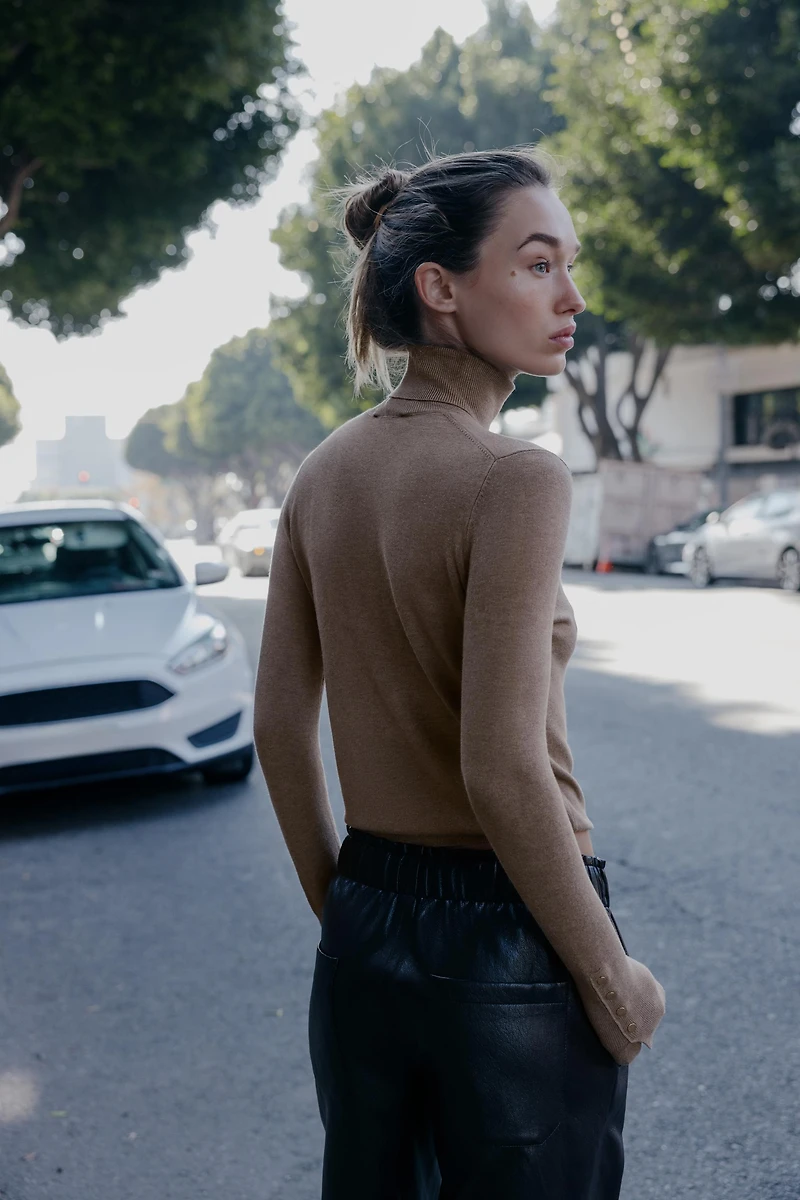 BASIC PLAIN KNIT JUMPER