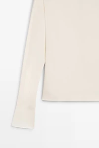 Long sleeve top with back detail
