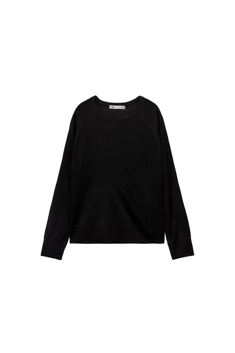 FINE KNIT SWEATER