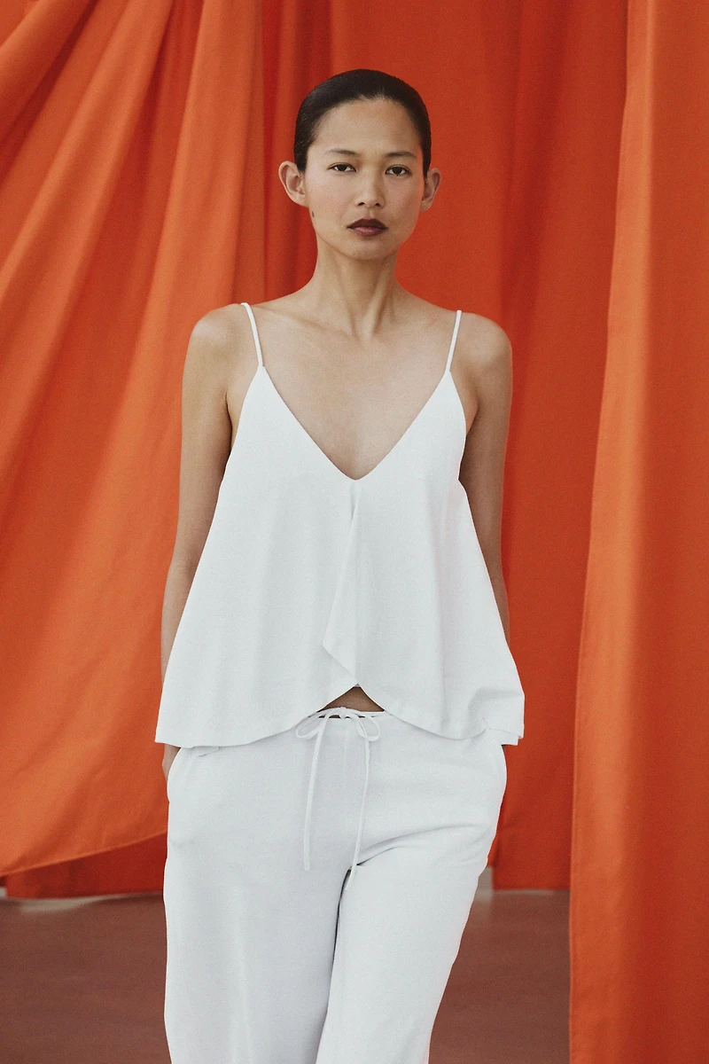 SUPIMA® RUFFLED TOP