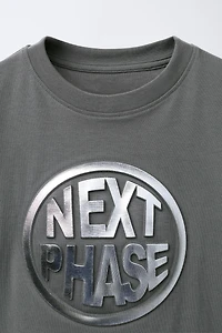 RAISED TEXT PRINT T-SHIRT