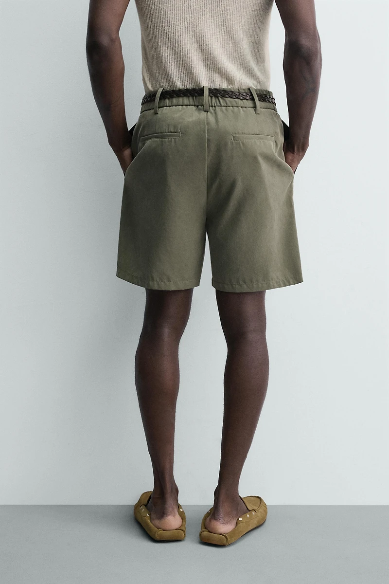 RELAXED FIT FLOWY SHORTS