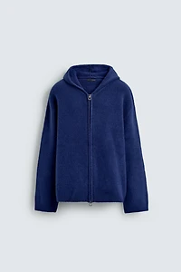 GILET EN MAILLE À CAPUCHE