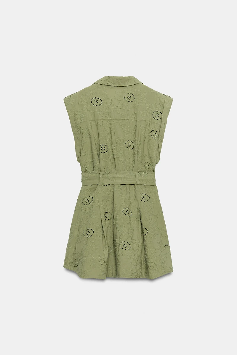 SHORT EMBROIDERED EYELET DRESS