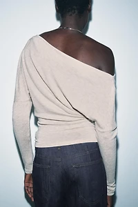 ASYMMETRIC SOFT TOP