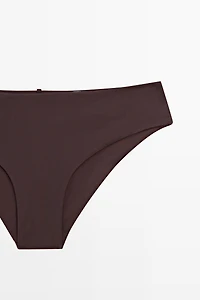 Bikini bottoms with gathered detail