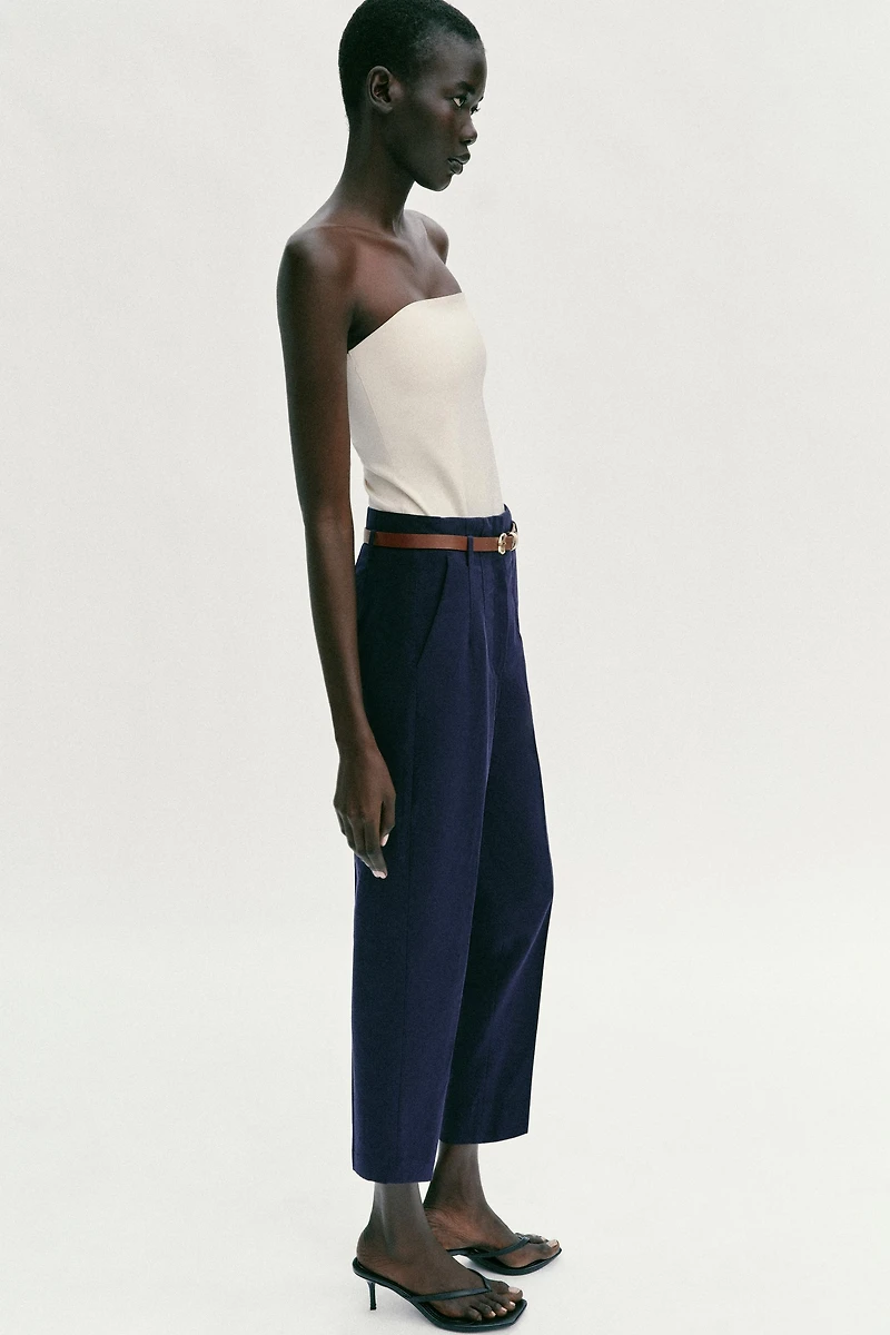 PANTALON TAILLE HAUTE ET CEINTURE