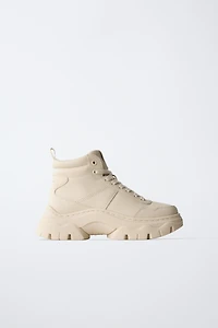CHUNKY HIGH-TOP SNEAKERS