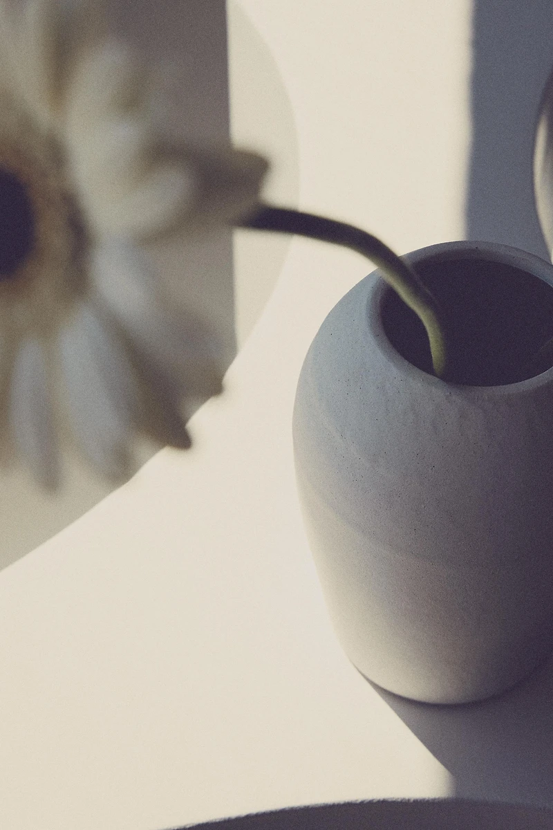 TEXTURED CERAMIC VASE