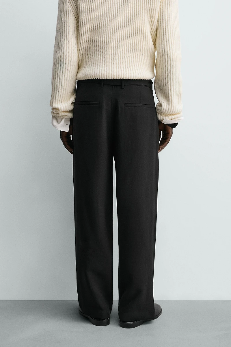 FLOWY BELTED PANTS