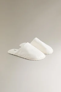 CHAUSSONS OUVERTS À L’ARRIÈRE TISSU TECHNIQUE