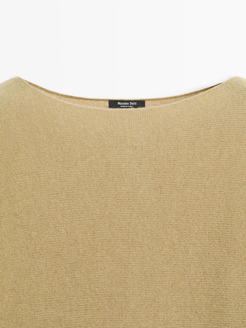 Boat neck knit sweater