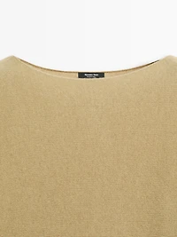 Boat neck knit sweater