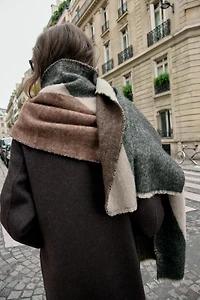 JACQUARD SCARF