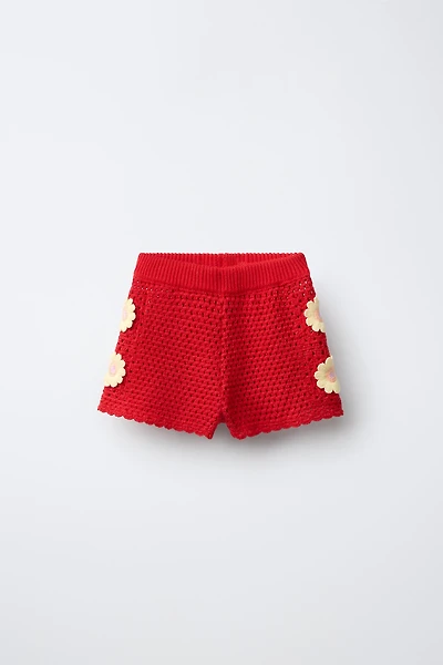 FLORAL CROCHET KNIT SHORTS