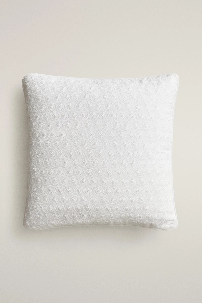 HOUSSE DE COUSSIN FLEURS BRODÉES