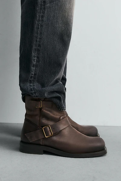 LIMITED EDITION BUCKLED LEATHER BOOTS