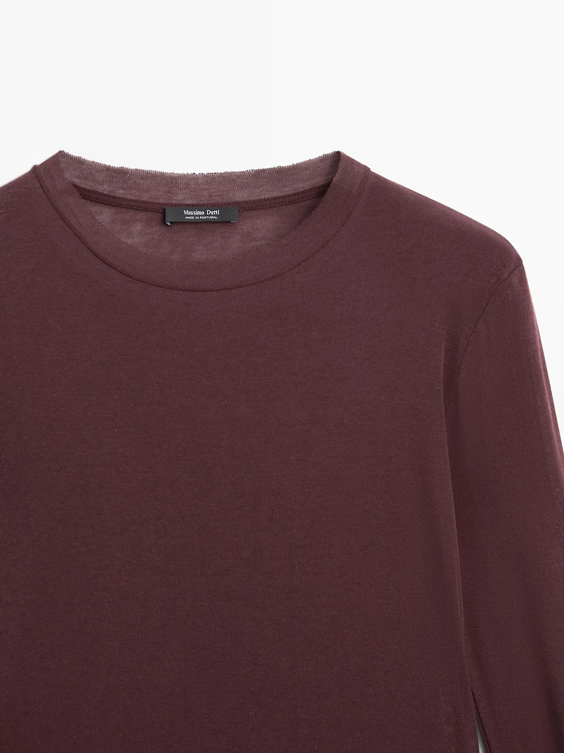 T-shirt semi-transparent 100 % coton à col contrastant