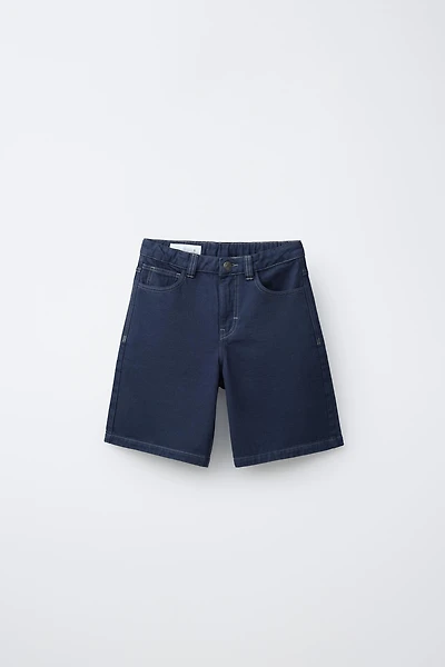 CONTRAST TOPSTITCHING SHORTS