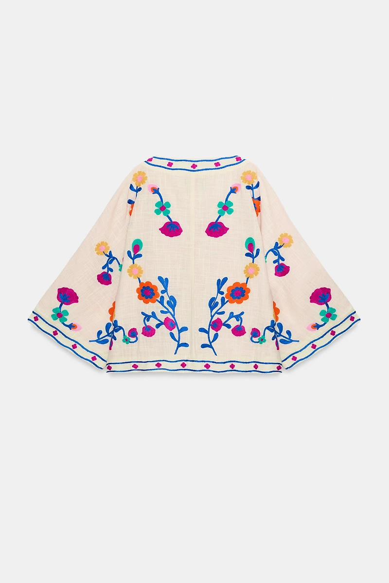 FLORAL EMBROIDERED KIMONO