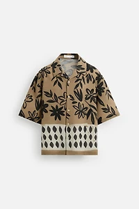 CONTRAST PRINT SHIRT