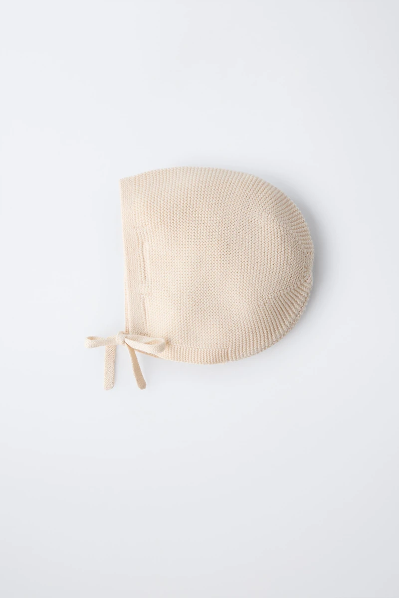 BONNET EN MAILLE