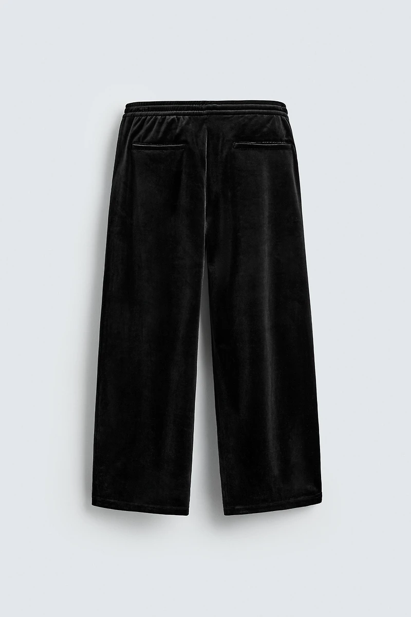 RELAXED FIT VELVET PANTS